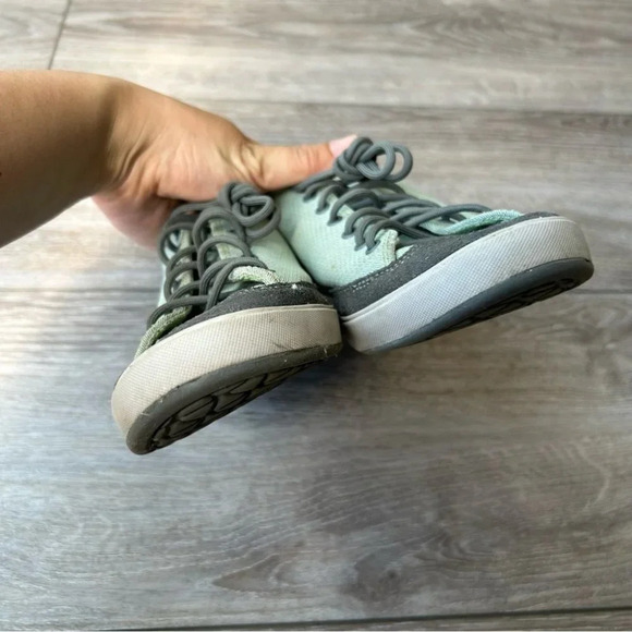 North  Face Base Camp Approach Shoes - Picture 3 of 12